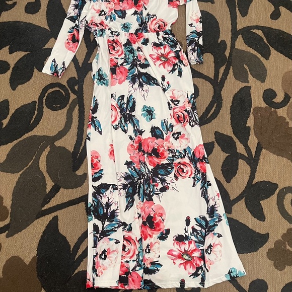 Maxi Floral Dress - Picture 5 of 5